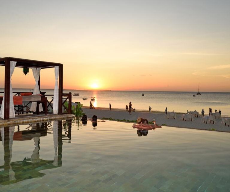18 Days Luxury Zanzibar Beach Holiday